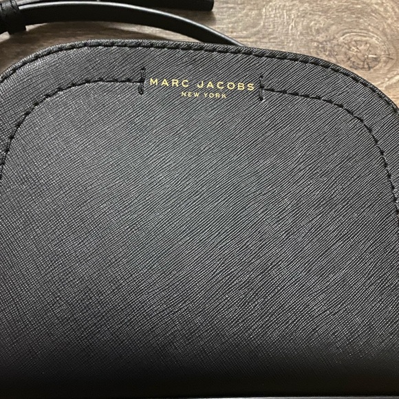Marc Jacob crossbody - Picture 2 of 11